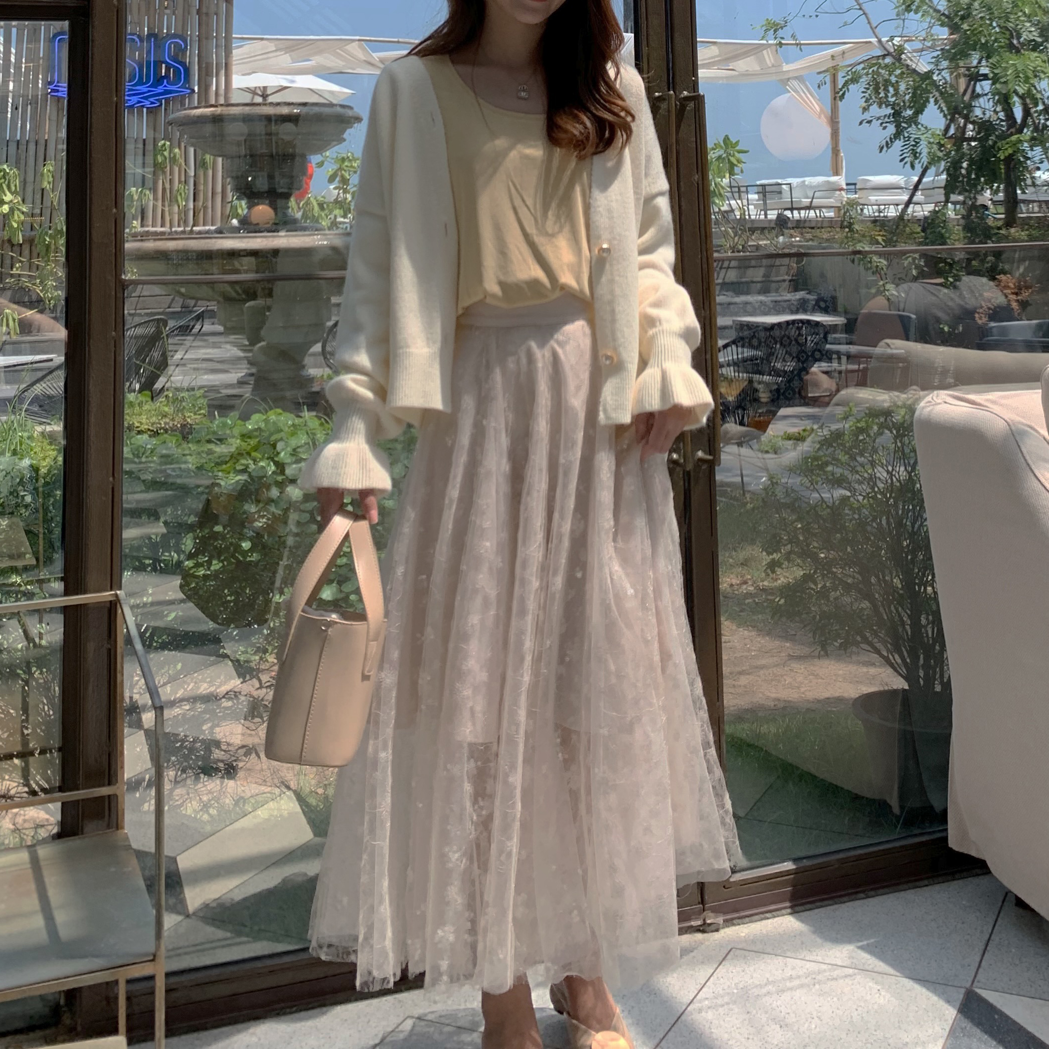 mimius2019春裝新款氣質中長款半身裙紗裙亮片百褶裙抖音仙女裙子在類目 女裝/女士精品, 半身裙中 - 來自Buy2taobao.com提供專業的淘寶代購服務