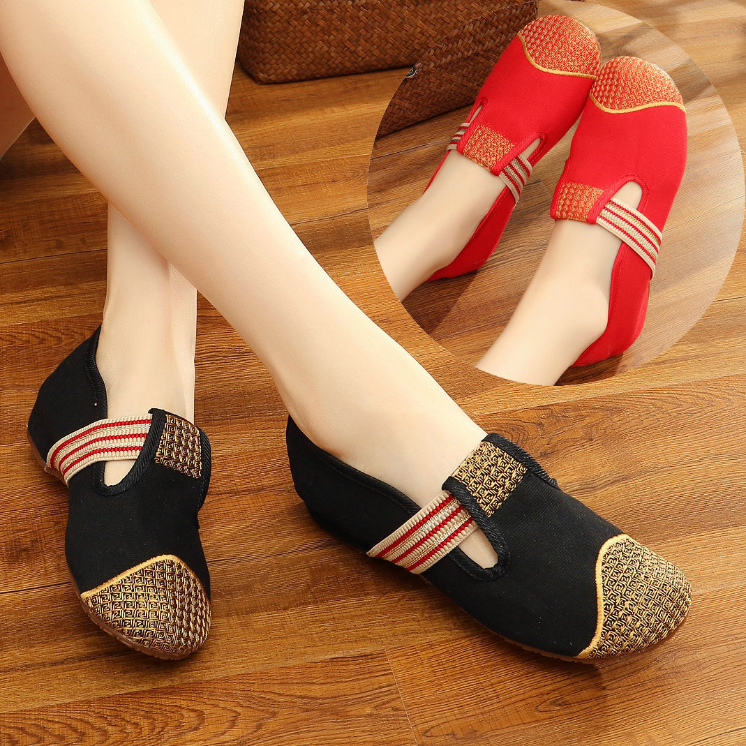 Old Beijing spring and autumn ventilation Ethnic style Cloth shoes soft sole Embroidered shoes Versatile Lok Fu shoes A pedal mom Single shoesin the Women's Shoes, Low shoes category - from Buy2taobao.com to provide professional Taobao agent buy service