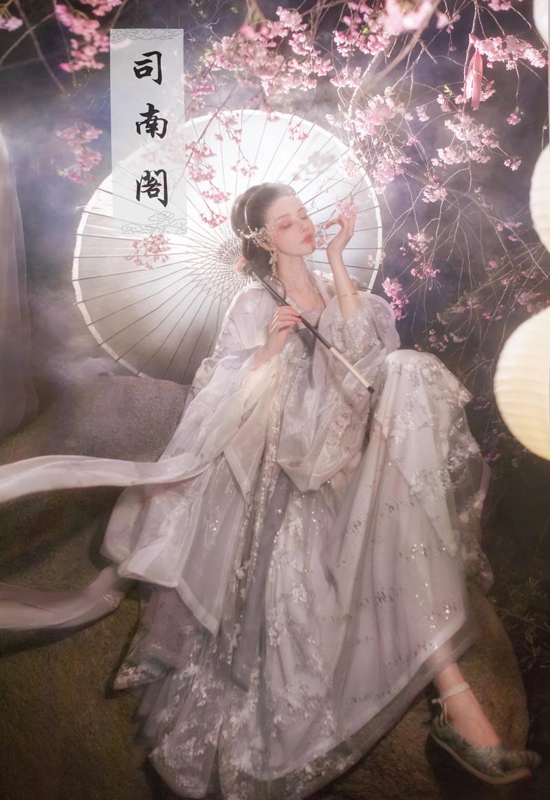 |Ian Ge| Original Hanfu Chest Ruskirt -Night Sakurain the Women's clothing/Boutique , Costume/National costume/Stage costumes , National costume/Costumes category - from Buy2taobao.com to provide professional Taobao agent buy service