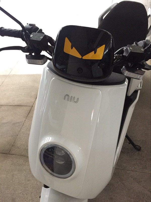 小牛N1 M1电动车贴纸 恶魔眼反光贴纸电瓶车踏板车龟王鬼火车贴在类目 摩托车/装备/配件, 摩托车装饰养护, 贴纸/贴膜中 - 来自Buy2taobao.com提供专业的淘宝代购服务