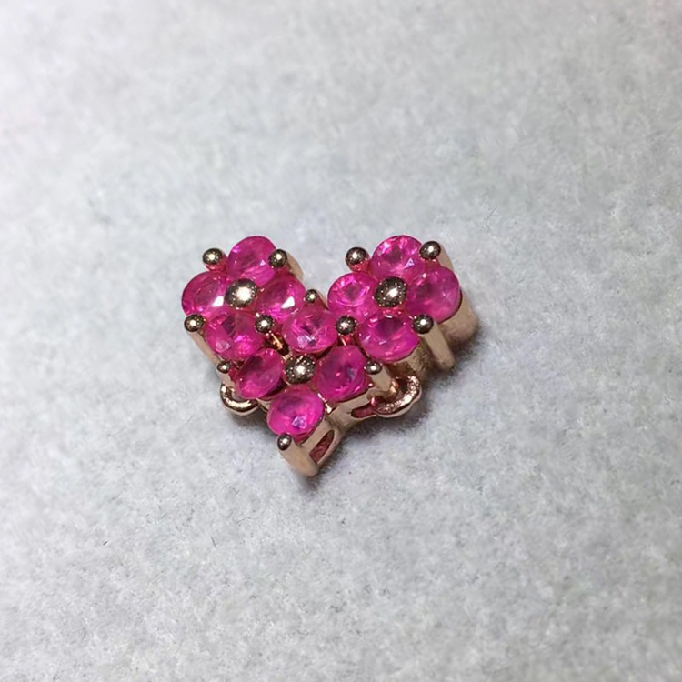 银镶 红宝石吊坠 红宝石吊坠S925吊坠多用吊坠在类目 饰品/流行首饰/时尚饰品新, 项坠/吊坠中 - 来自Buy2taobao.com提供专业的淘宝代购服务