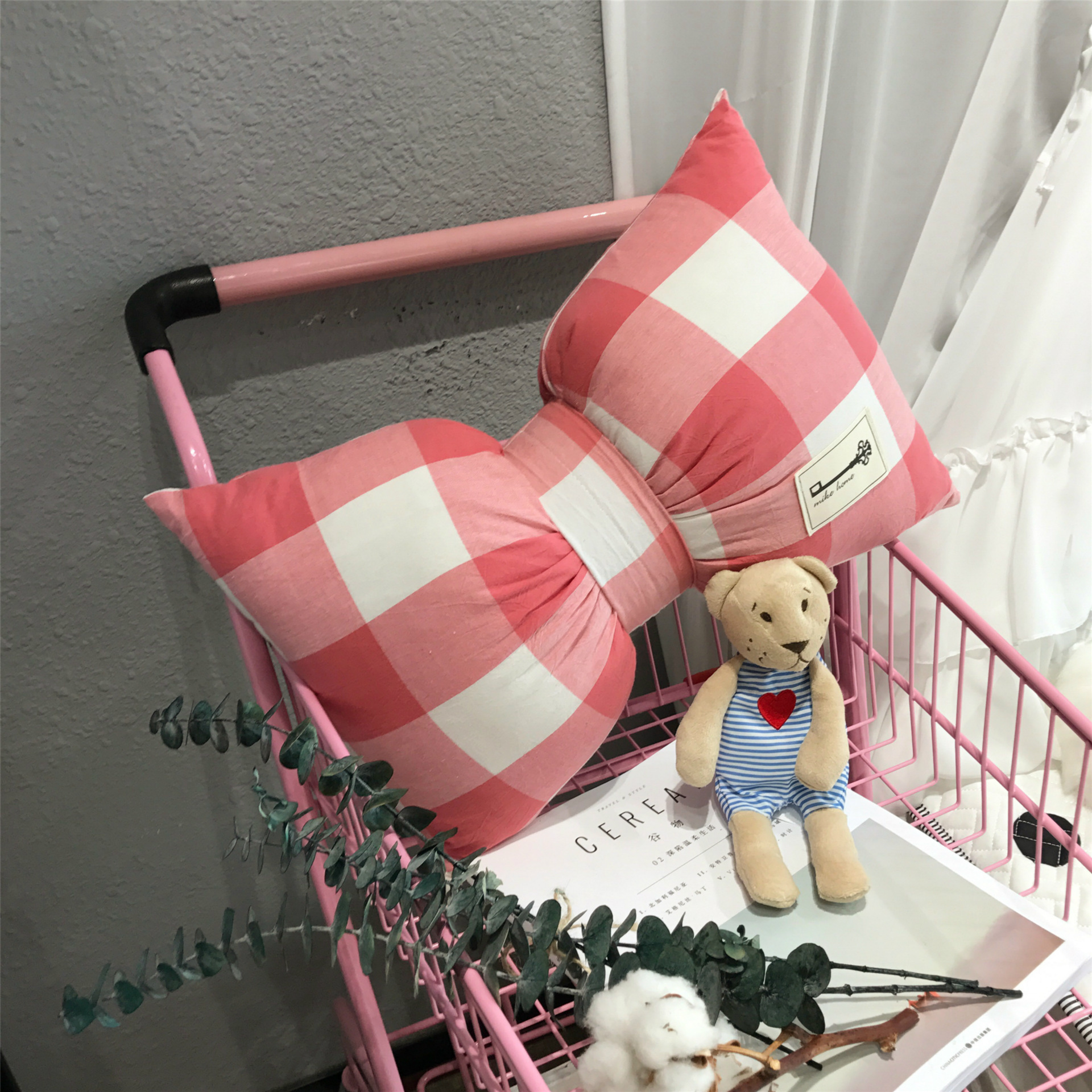 屁屁媽 ins日系少女風水洗棉蝴蝶結抱枕居家靠墊 含芯靠枕車枕在類目 居家布藝, 靠墊/抱枕中 - 來自Buy2taobao.com提供專業的淘寶代購服務