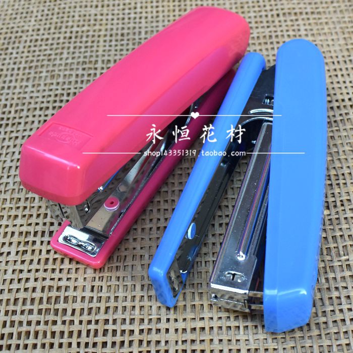 小型强力耐用订书机10号钉办公装订用品小订书器起订器 花店工具|ruв категории электронный словарь/электрический бумажных книг/канцелярские принадлежности, переплёт товаров, Степлер - от Buy2taobao.com для оказания профессиональной услуги покупки агента Taobao