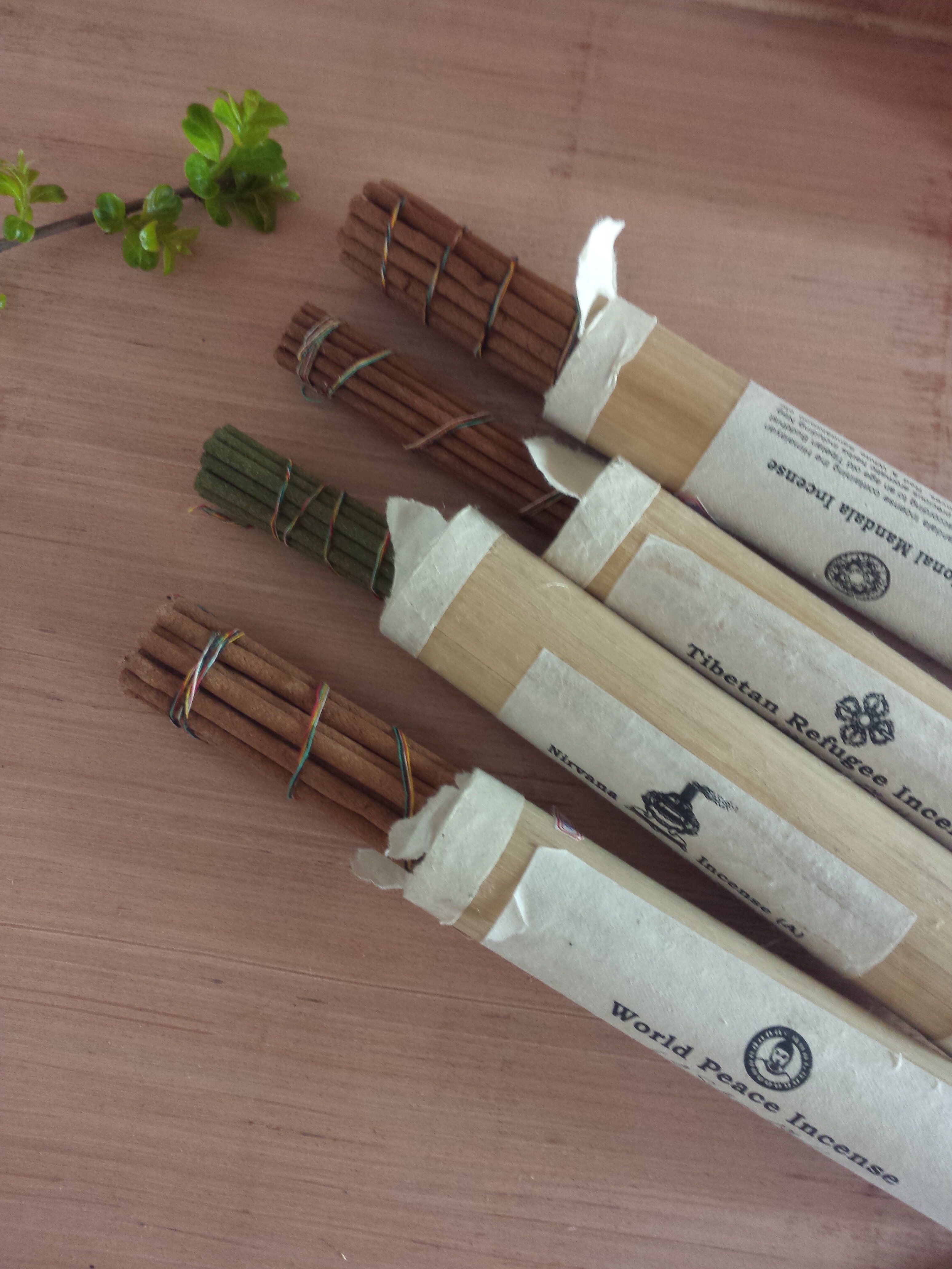 Imported Nepal Bamboo tube Indian incense Sandalwood Joss stick Tower incense Tibetan incense natural Healthy environmental protection Botany Incensein the Care cleaners/Sanitary napkins/Paper/Aromatherapy , Aroma supplies , Aroma Spice category - from Buy2taobao.com to provide professional Taobao agent buy service