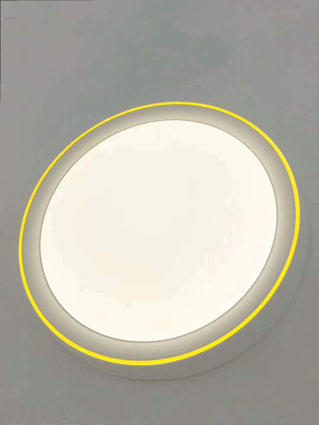 led变光吸顶灯圆形简约现代主卧家用房间灯具温馨浪漫小卧室灯饰在类目 家装主材, 灯具灯饰, 吸顶灯中 - 来自Buy2taobao.com提供专业的淘宝代购服务