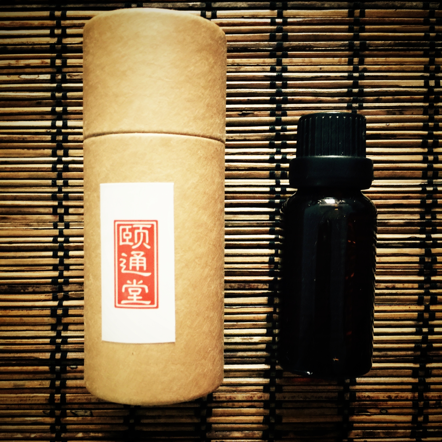 颐通堂张宝旬 温补五脏药油|msdalam kategori Ciri-ciri kraftangan, kesenian rakyat dan kraf Ciri-ciri, lain - dari Buy2taobao.com untuk memberikan perkhidmatan ejen Taobao profesional membeli