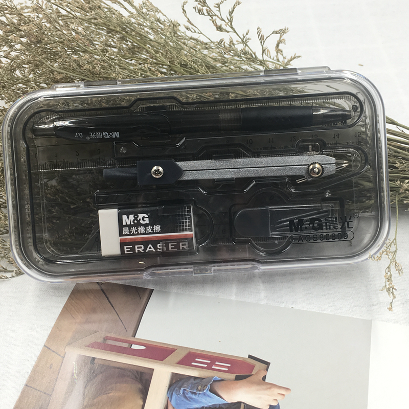晨光文具圓規八件套繪圖制圖作圖工具學生鉛芯三角尺直尺量角器在類目 電子詞典/電紙書/文化用品, 繪圖測量用品, 圓規中 - 來自Buy2taobao.com提供專業的淘寶代購服務