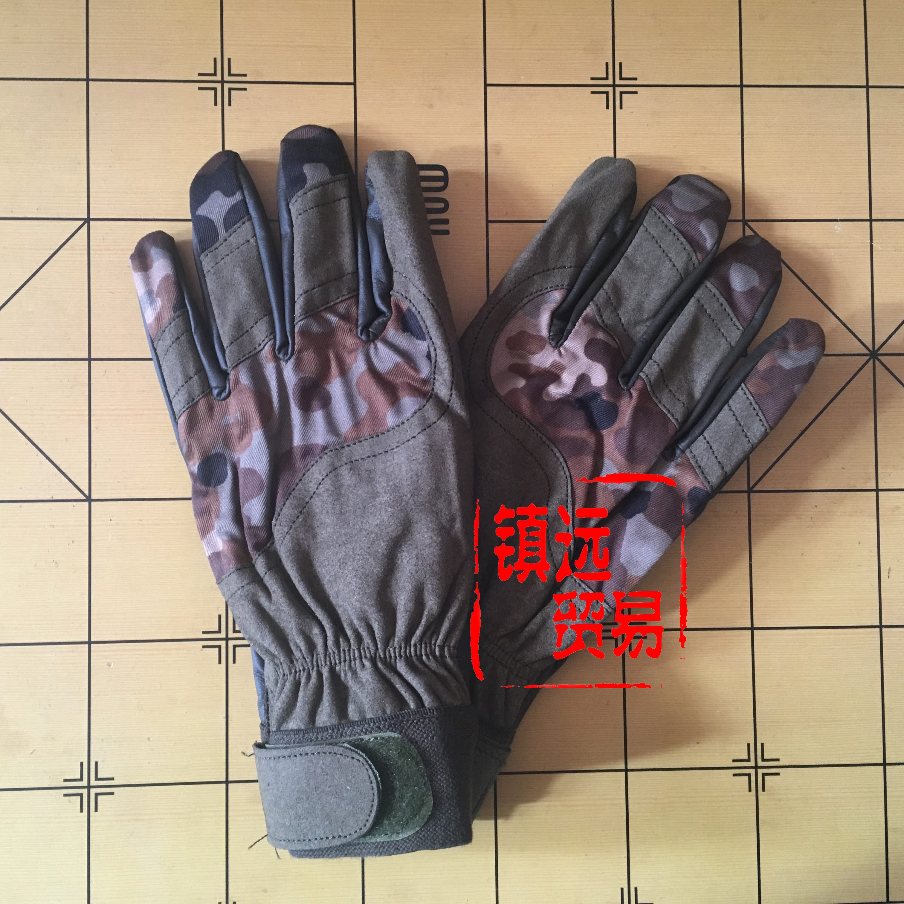 仓库出品03内手套 正品03内手套 迷彩防寒手套在类目 服饰配件/皮带/帽子/围巾, 手套中 - 来自Buy2taobao.com提供专业的淘宝代购服务