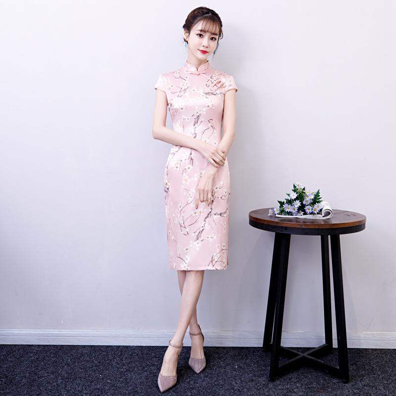 紅镯子慧新俏壹族壹珂錦繡依依家的旗袍女2019新款 裝 旗袍春長款在類目 女裝/女士精品, 婚紗/旗袍/禮服, 旗袍中 - 來自Buy2taobao.com提供專業的淘寶代購服務