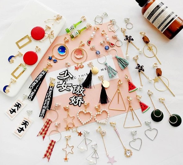 Ear Studs Simplicity temperament Trendsetter Earrings have more cash than can be accounted for Pierced ears Ear clip Ear clip Earringsin the Women's clothing/Boutique , Large size women category - from Buy2taobao.com to provide professional Taobao agent buy service