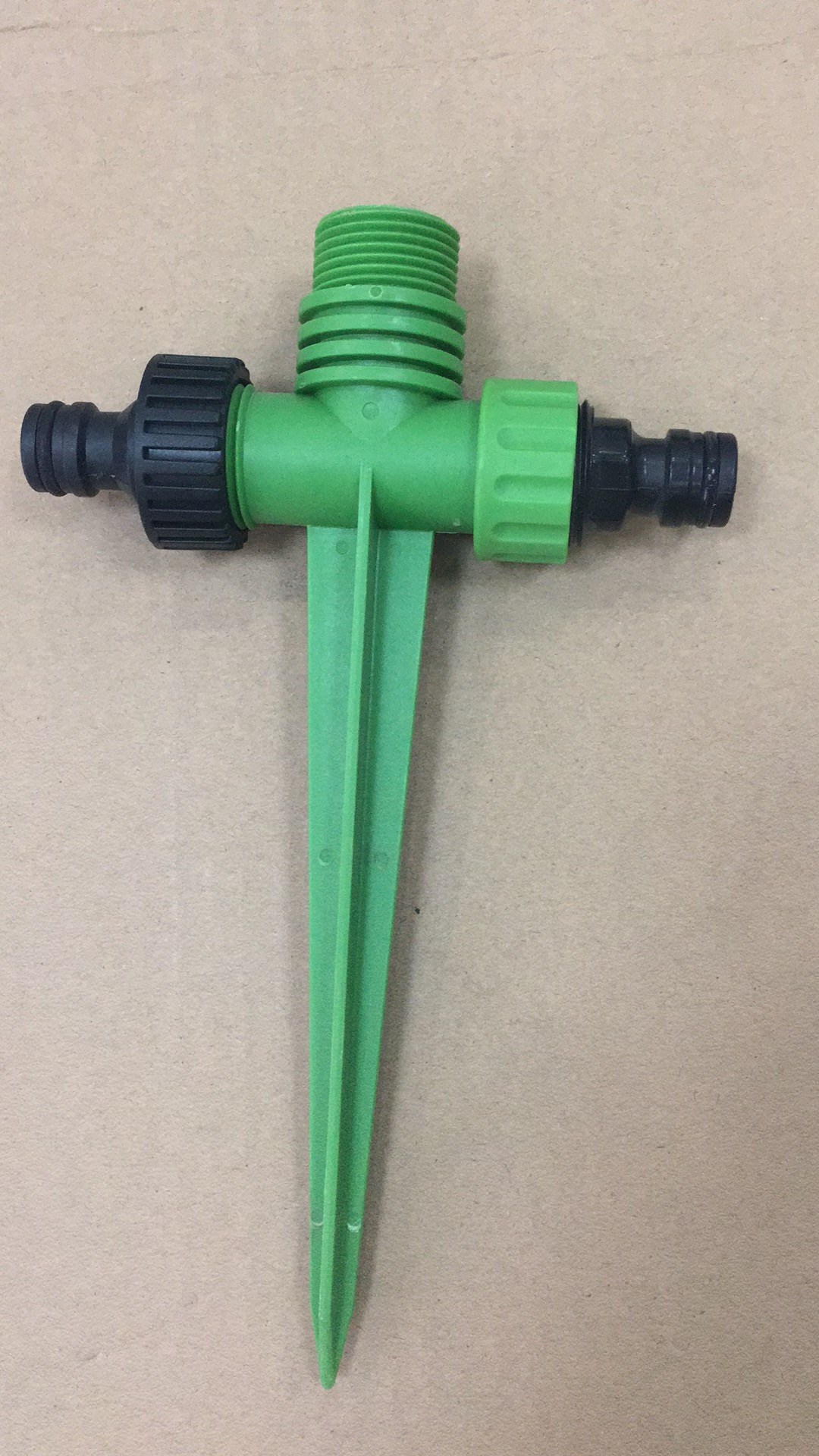 4 points/Plastic Ground insertion Nozzle Pin insertion cooling remove dust gardens gardening Spray irrigation Spray Lawn automatic rotatein the Flower delivery/Flowers simulation/Plants gardening , Gardening supplies , Rocker/Landscape sprinklers , Plastic Rocker nozzle category - from Buy2taobao.com to provide professional Taobao agent buy service