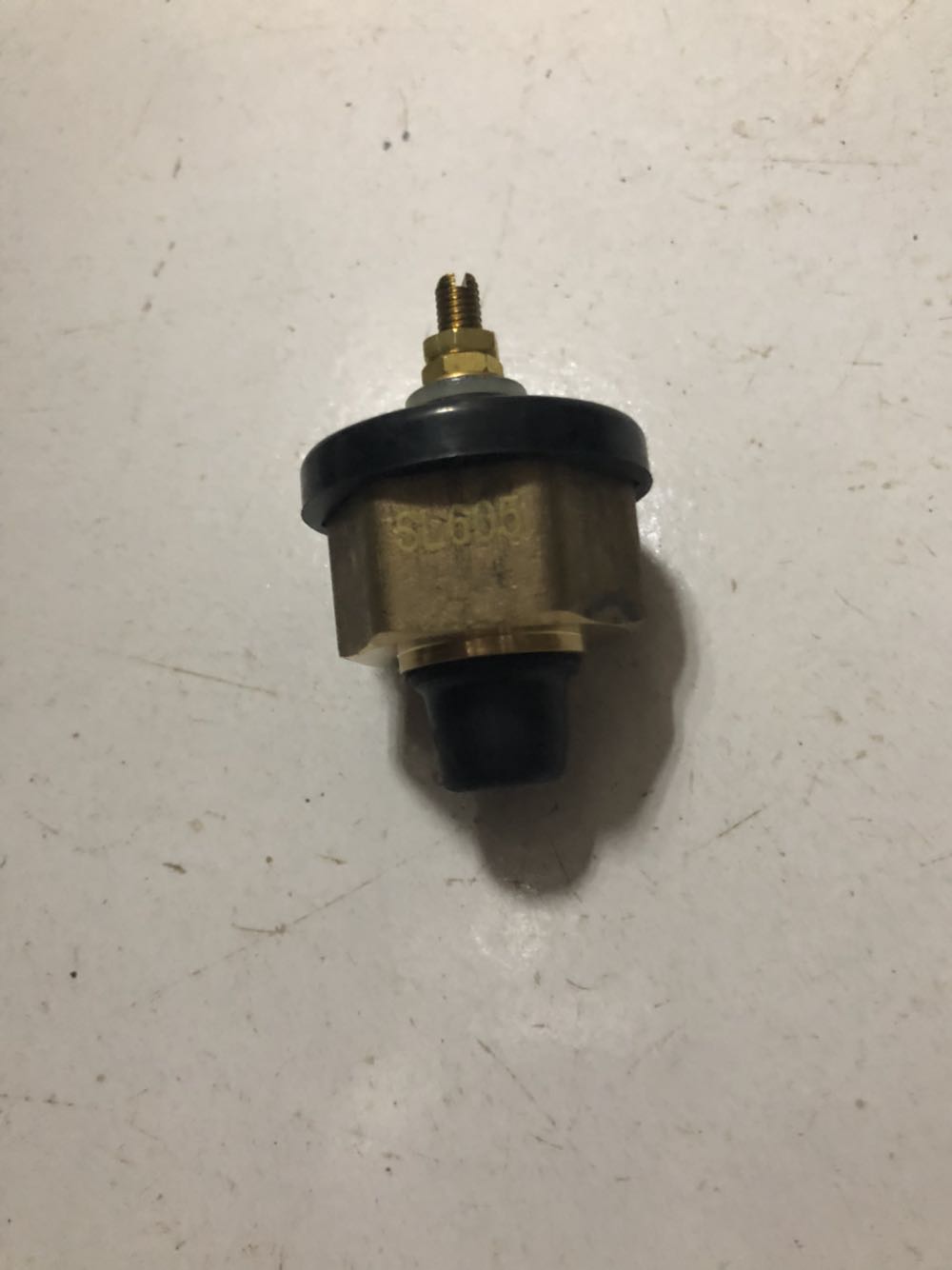 Longgong Loaders low pressure Call the police switch LG853.15.27SH361in the Hardware/Tool , Mechanical Hardware , Other Machine Hardware (New) category - from Buy2taobao.com to provide professional Taobao agent buy service