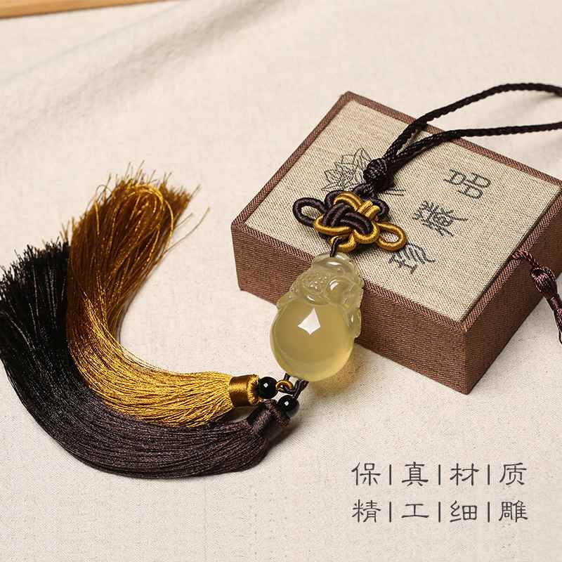 natural crystal automobile Rearview mirror Pendant Car hitch Ping Fu Lucky toad Rearview mirror Pendant The car Pendantsin the Car/Articles/Fitting/Refit , Car Accessories/The jewelry , Car hanging category - from Buy2taobao.com to provide professional Taobao agent buy service