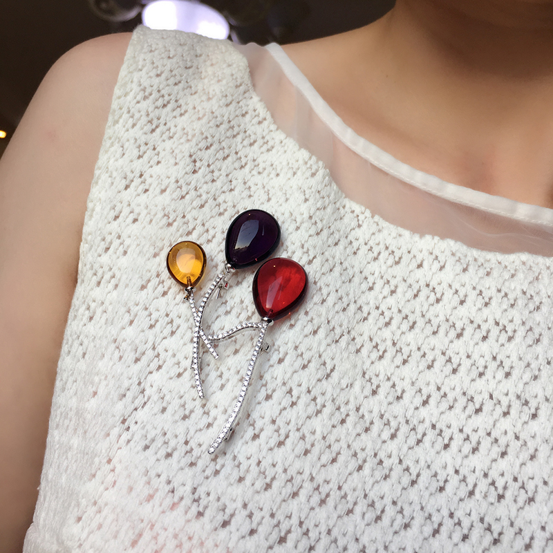 balloon Brooch Sternum crystal zircon colour the republic of korea temperament Versatile lovely Simplicity coat Pin Accessoriesin the Accessories/Fashion Jewelry, Brooch category - from Buy2taobao.com to provide professional Taobao agent buy service