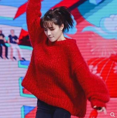 欧洲快乐大本营钟楚曦同款衣服2019新款红色毛衣针织衫宽松慵懒风在类目 女装/女士精品, 毛衣中 - 来自Buy2taobao.com提供专业的淘宝代购服务