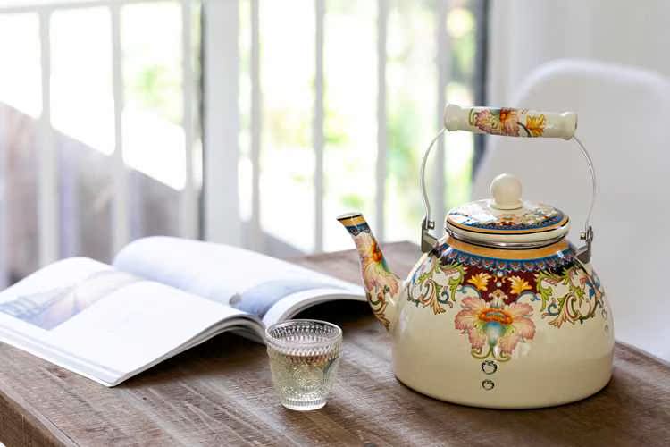 thickening 4L Enamel Enamel Kettle Retro Hot tea milk Flat bottom Cool water bottle Electromagnetic furnace Gas currencyin the Kitchen/Cooking utensils , Cooking utensils , Cookware/Pot/Kettle , Kettle category - from Buy2taobao.com to provide professional Taobao agent buy service