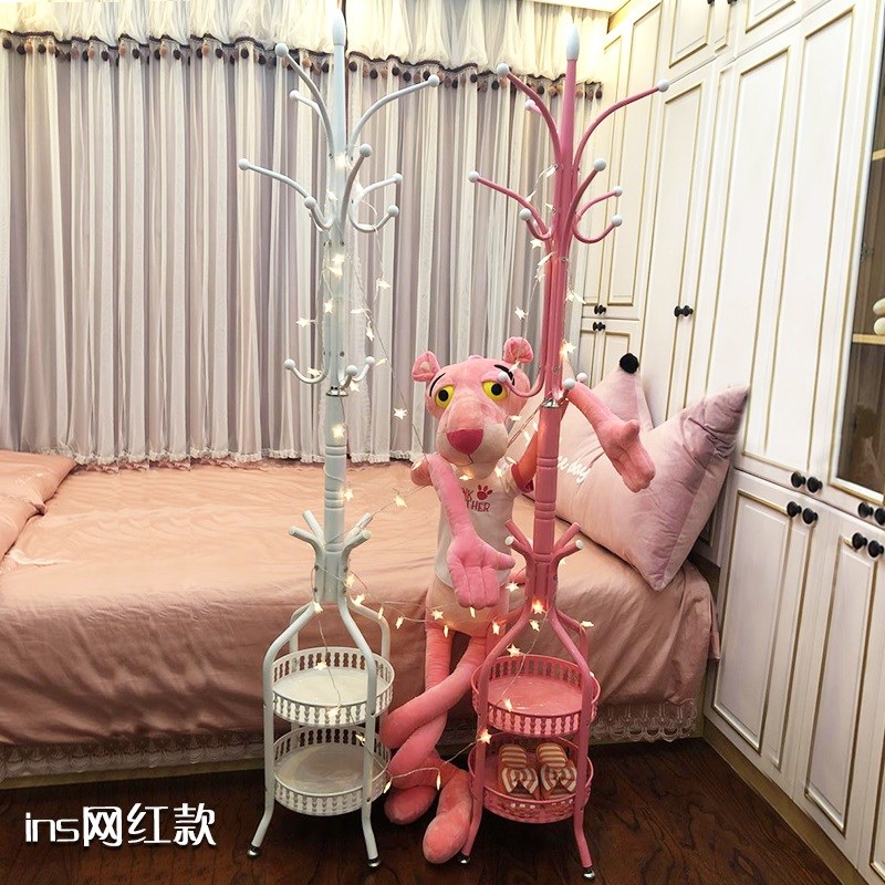 簡約時尚鐵藝挂衣架臥室落地門廳大衣架室內挂架晾衣架在類目 住宅傢俱, 架類, 衣帽架中 - 來自Buy2taobao.com提供專業的淘寶代購服務