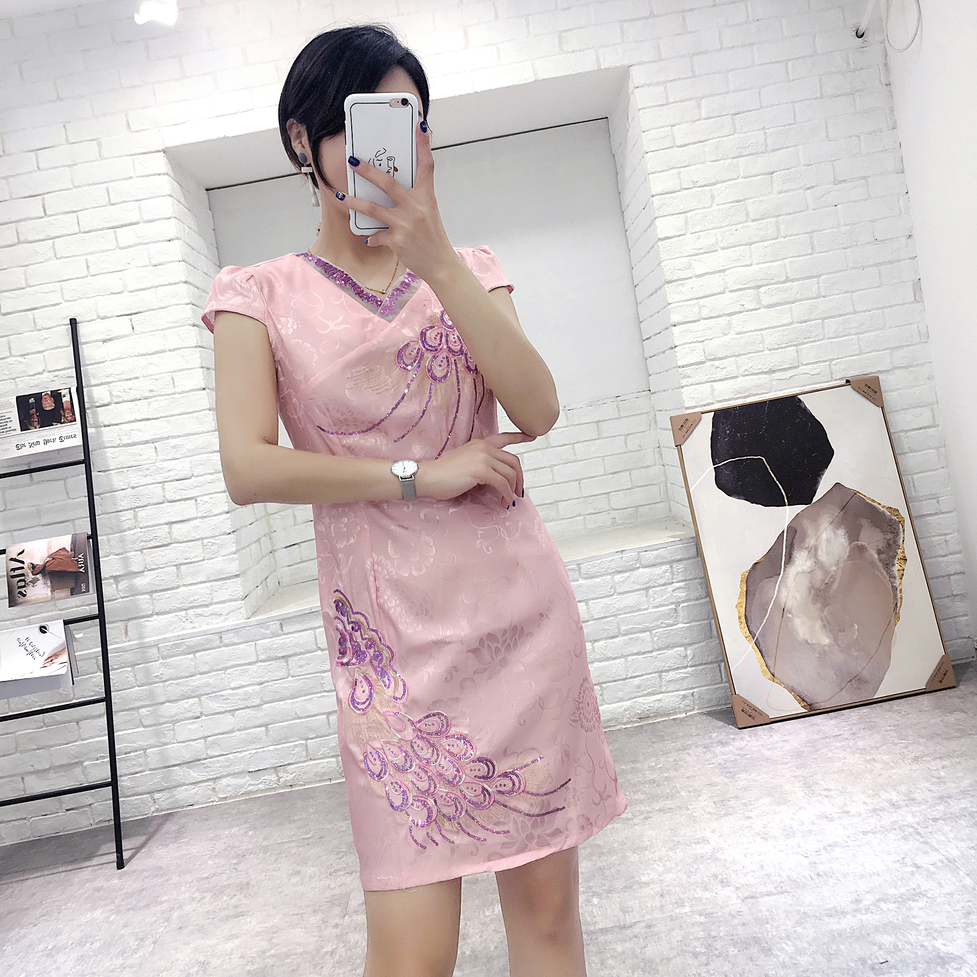 cheongsam Summer new women Short sleeved Invisible zipper Embroidery Stitching sequins Cheongsam skirt 045in the Women's clothing/Boutique , Wedding/Cheongsam/Formal dress , Cheongsam category - from Buy2taobao.com to provide professional Taobao agent buy service