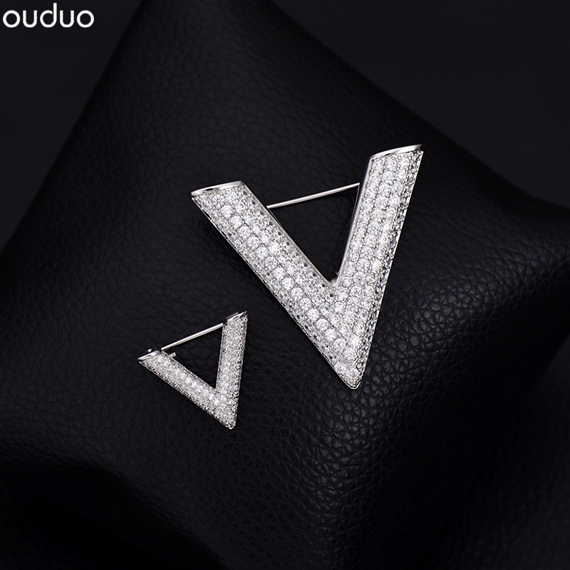 Japan and South Korea Brooch zircon V-neck Pin buckle Emptied Collar decorate Pin Simplicity Sternum lovers suit Broochin the Accessories/Fashion Jewelry, Brooch category - from Buy2taobao.com to provide professional Taobao agent buy service