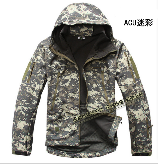 鲨魚皮軟殼沖鋒衣 軍迷戰術戶外防風防水外套 ACU迷彩CP多色在類目 戶外/登山/野營/旅行用品, 戶外服裝, 衝鋒衣褲, 衝鋒衣中 - 來自Buy2taobao.com提供專業的淘寶代購服務