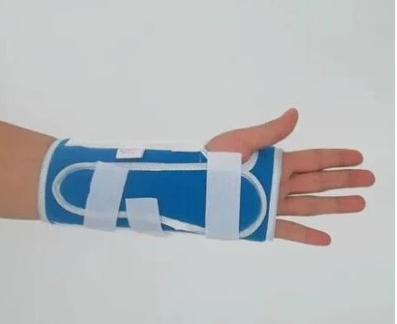 手腕固定器手腕骨折固定支具手腕脫臼護具腕骨骨折夾板固定帶在類目 個人護理/保健/按摩器材, 家用保健器材, 保健護具(護腰/膝/腿)中 - 來自Buy2taobao.com提供專業的淘寶代購服務