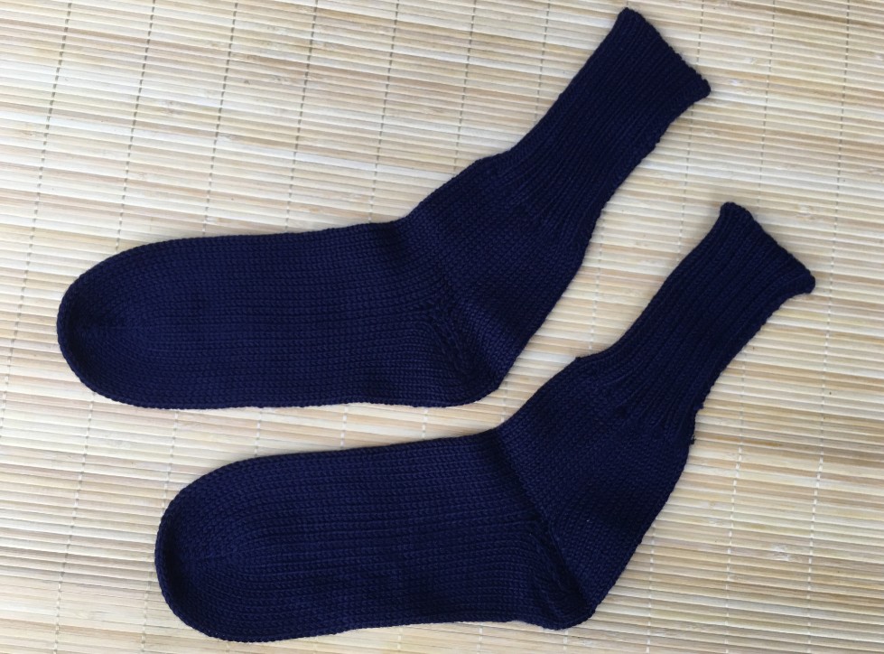 純毛線襪子 冬季防寒保暖毛線襪在類目 運動包/戶外包/配件, 運動襪中 - 來自Buy2taobao.com提供專業的淘寶代購服務