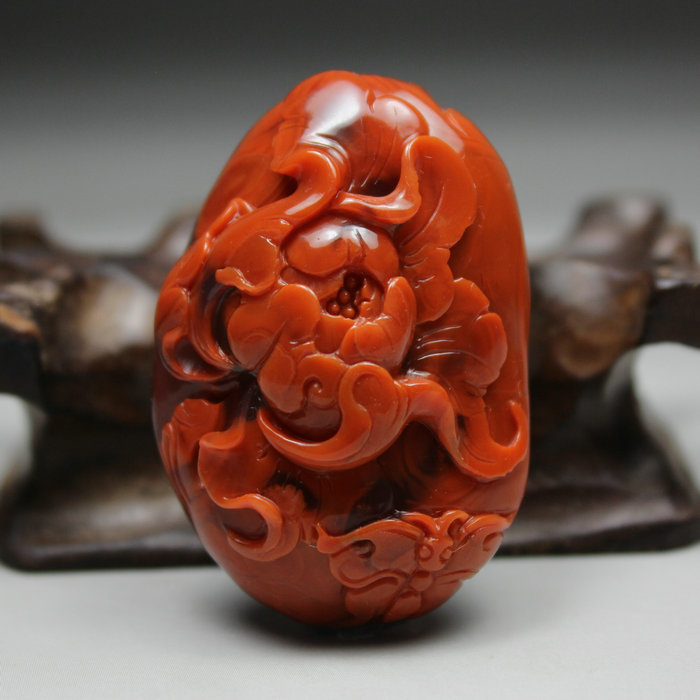 天然柿子红花开富贵南红玛瑙俏色精雕牡丹挂件蝶恋花吊坠包邮在类目 饰品/流行首饰/时尚饰品新, 项坠/吊坠中 - 来自Buy2taobao.com提供专业的淘宝代购服务