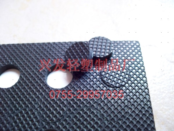 廠家直銷3M橡膠墊超粘防滑強力膠貼可按客尺寸要求定做在類目 基礎建材, 家用五金, 傢俱五金, 防撞膠粒中 - 來自Buy2taobao.com提供專業的淘寶代購服務