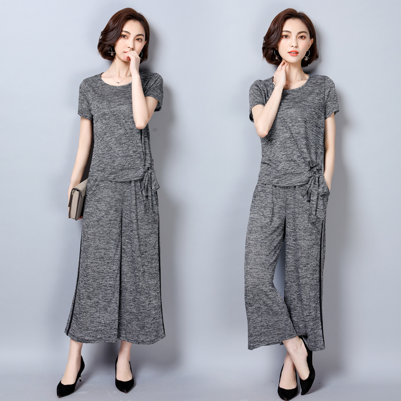 适合胖女人穿的套装洋气大码女装胖mm2019夏季新款显瘦遮肚两件套在类目 女装/女士精品, 大码女装中 - 来自Buy2taobao.com提供专业的淘宝代购服务