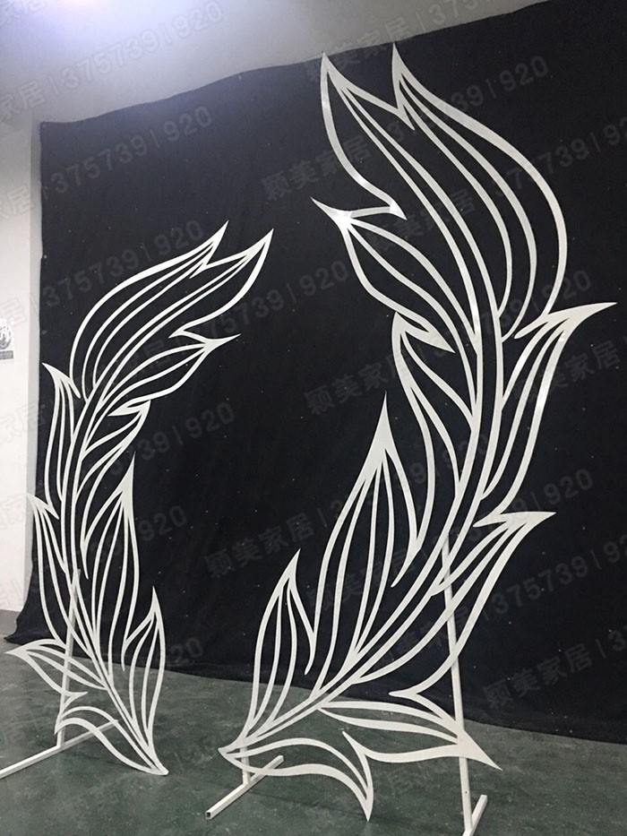 定制 婚庆道具新款铁艺pvc大型舞台装饰背景摆件羽毛树叶婚庆用品在类目 节庆用品/礼品, 婚庆布景/道具, 拱门中 - 来自Buy2taobao.com提供专业的淘宝代购服务