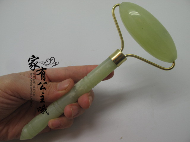 玉石美容器 瘦脸按摩器 美白按摩器 瘦脸轮 母亲节好礼物|msdalam kategori Penjagaan diri/kesihatan/peralatan urut, Kosmetologi/alat bantuan badan, mesin Face-lift/alat muka-angkat - dari Buy2taobao.com untuk memberikan perkhidmatan ejen Taobao profesional membeli