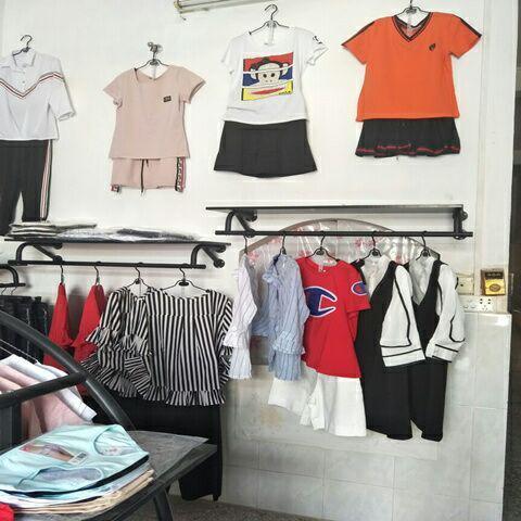 墙壁展厅衣架服装店专用展示架摆摊白色经济黑色衣服挂时装店新款|ruв категории коммерческий/офисная мебель, полки/витрина, одежда шельфа - от Buy2taobao.com для оказания профессиональной услуги покупки агента Taobao