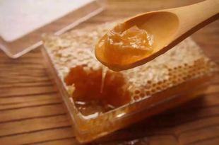 只售老客。云门山天然蜂巢蜜蜂蜜500g 国际风筝会指定蜂产品在类目 传统滋补营养品, 蜂产品, 其它蜂产品中 - 来自Buy2taobao.com提供专业的淘宝代购服务