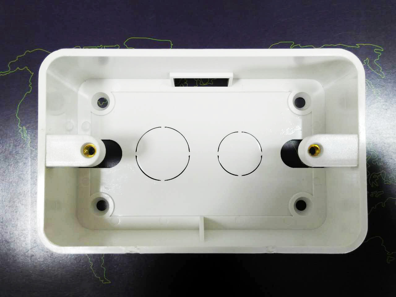 通用118型120型明装盒开关漏电保护插座专用塑料加深底盒接线盒在类目 电子/电工, 底盒, 开关/插座底盒中 - 来自Buy2taobao.com提供专业的淘宝代购服务