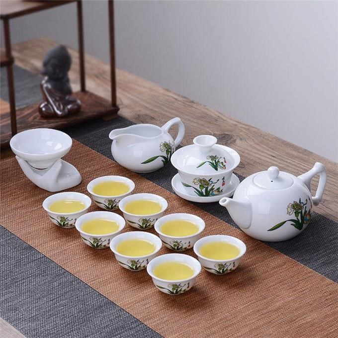 兴毅茶具套装青花瓷家用泡茶器功夫茶具盖碗整套简约茶杯特价在类目 餐饮具, 茶具, 整套茶具中 - 来自Buy2taobao.com提供专业的淘宝代购服务