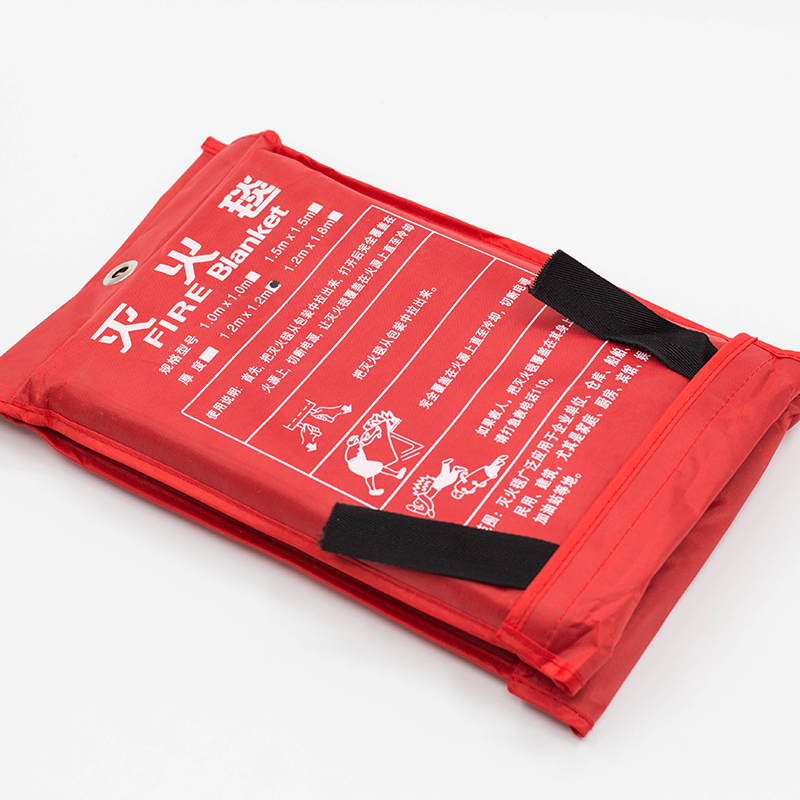 玻璃纤维灭火毯家用厨房灭火毯防火毯救生逃生应急毯1.2米消防毯在类目 五金/工具, 施工保护, 消防防护产品, 灭火毯中 - 来自Buy2taobao.com提供专业的淘宝代购服务