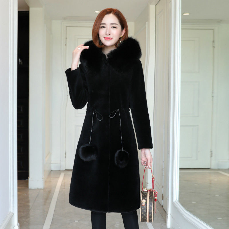 Persimmon Off-season Promotion have more cash than can be accounted for mink Mid length version leather and furin the Women's clothing/Boutique , Fur category - from Buy2taobao.com to provide professional Taobao agent buy service