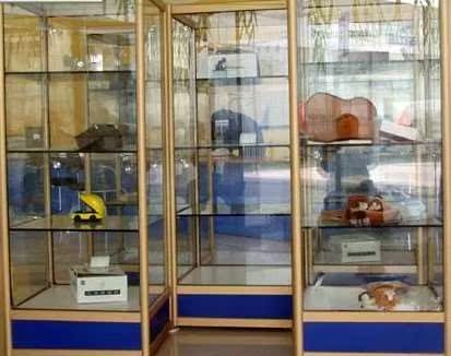 Boutique Showcase Glass Showcase The exhibition shelf Titanium goods shelves Profiles Shenzhen shelvesin the Business/Office Furniture , Shelf/Showcase , Boutique Showcase/Showcase category - from Buy2taobao.com to provide professional Taobao agent buy service