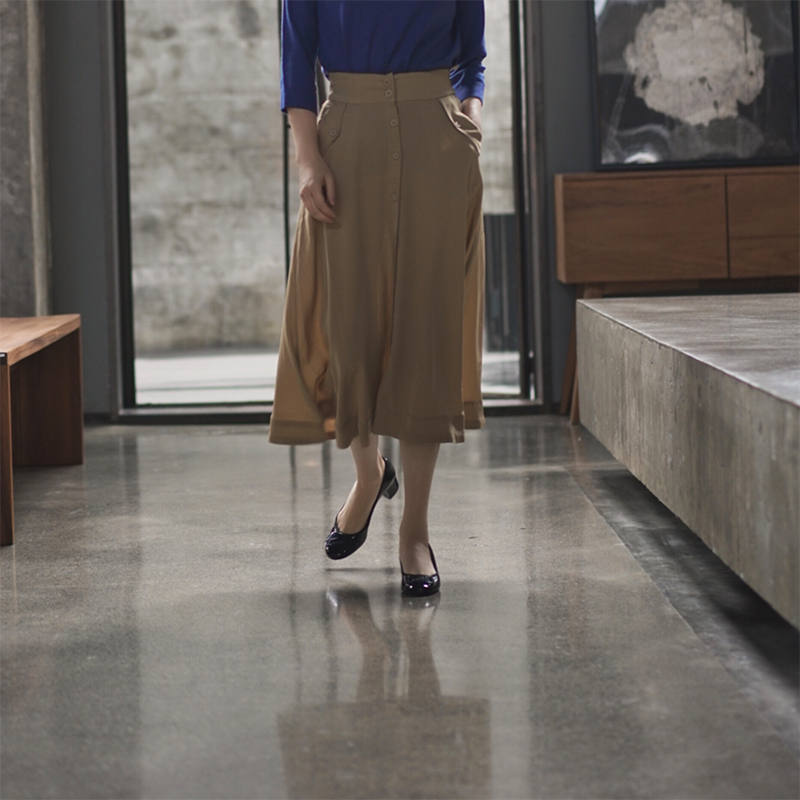 女巫小店 既风雅又有教养的卡其色真丝A字半身裙|msdalam kategori Butik wanita / wanita, skirt - dari Buy2taobao.com untuk memberikan perkhidmatan ejen Taobao profesional membeli