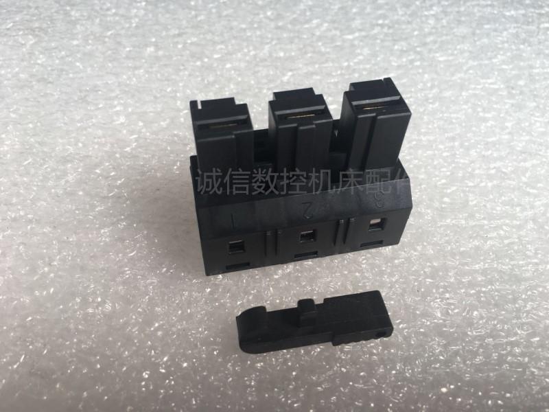 全新原装三菱M80三轴驱动器动力线插头|msdalam kategori elektronik/Electrician, papan pendawaian/plug, Adapter plug - dari Buy2taobao.com untuk memberikan perkhidmatan ejen Taobao profesional membeli