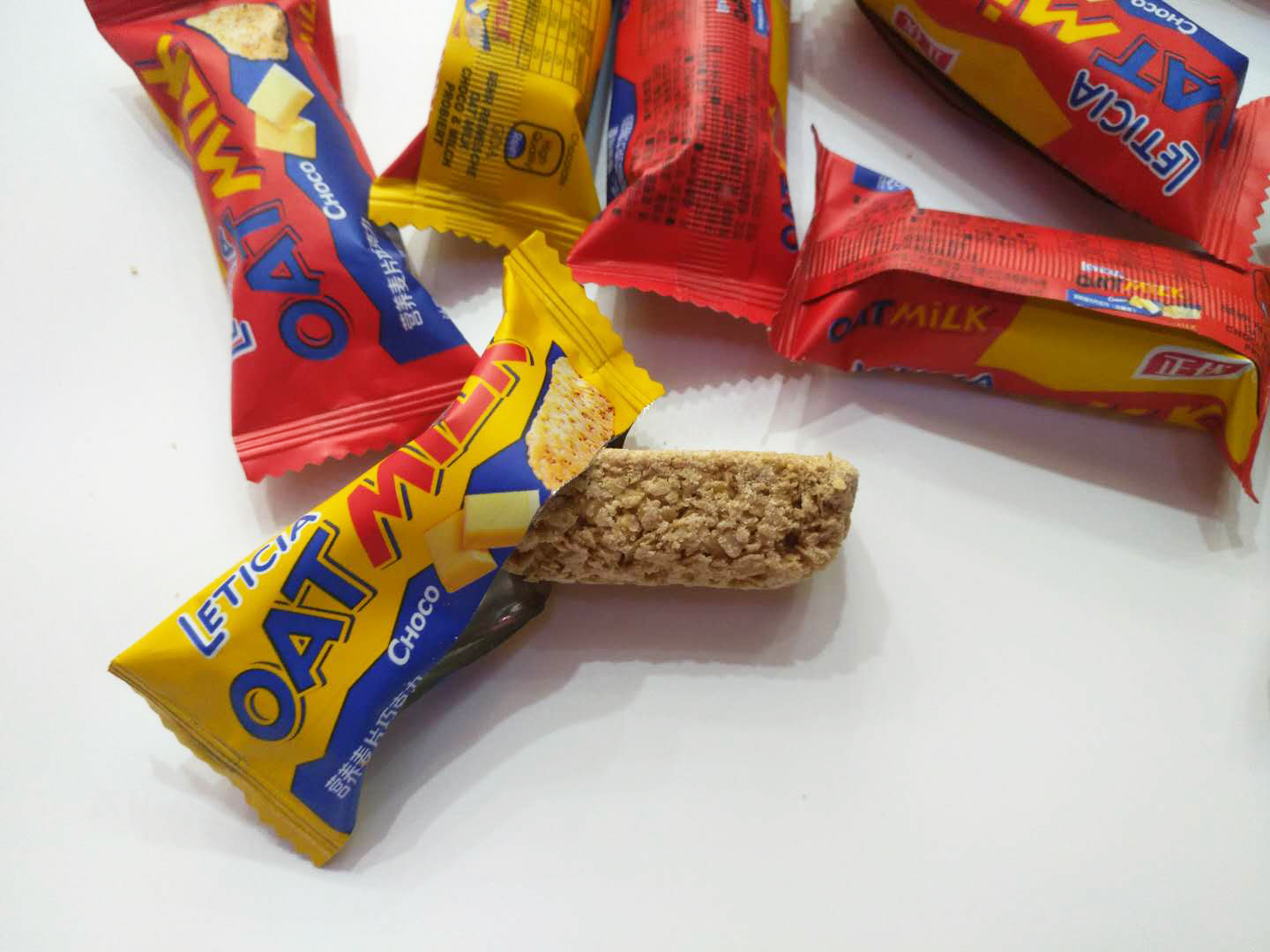 N Excellent Nutrition Oatmeal Chocolate 5 Wedding candy candy leisure time snacks bulk oats Chocolate barsin the Snacks/Nuts/Specialty , Sweets and snacks/Jelly/Pudding , Candy category - from Buy2taobao.com to provide professional Taobao agent buy service