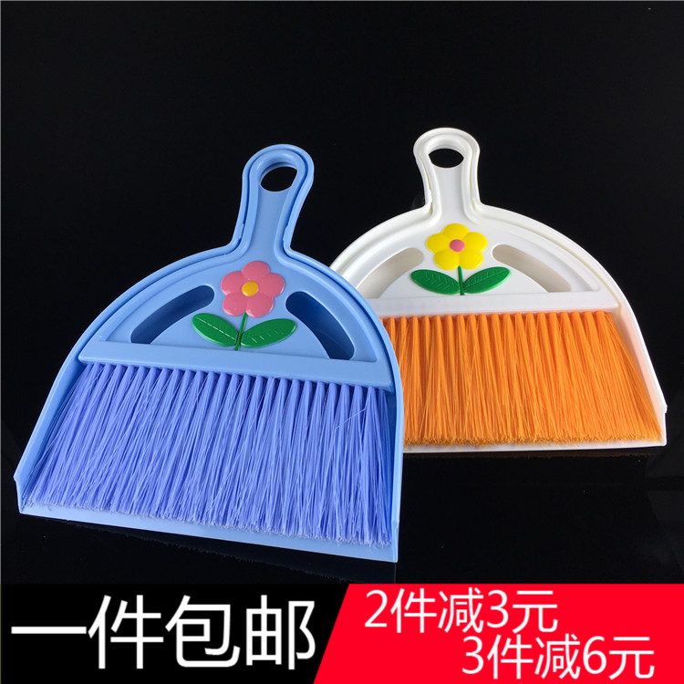 振興小號桌面多用掃把掃頭發掃垃圾簸箕組合套裝掃廚房掃連鏟在類目 家庭/個人清潔工具, 家務/地板清潔用具, 桌面清潔套裝中 - 來自Buy2taobao.com提供專業的淘寶代購服務