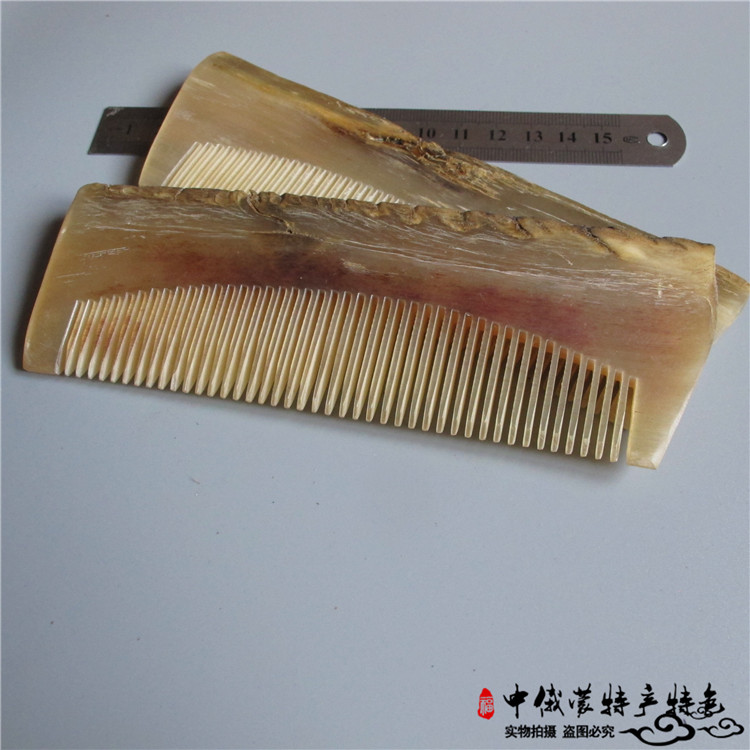 内蒙古天然牛角梳子原皮毛边梳子内蒙特色生发按摩家用防静电在类目 家庭/个人清洁工具, 个人洗护清洁用具, 梳子/便携用镜, 梳子/化妆梳/按摩梳中 - 来自Buy2taobao.com提供专业的淘宝代购服务