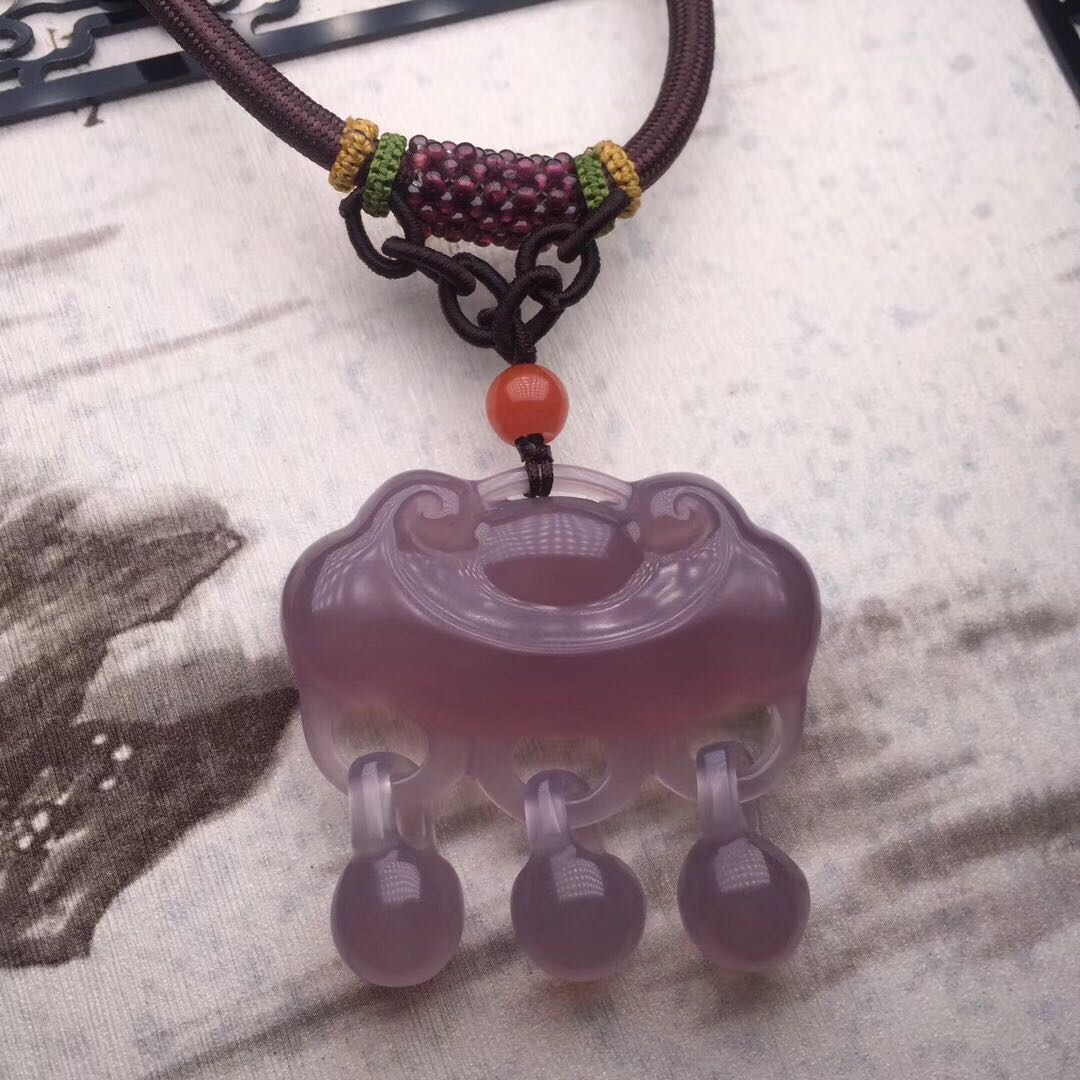 帝王紫瑪瑙玉髓如意鎖寶寶鎖毛衣鏈吊墜項圈紫氣東來配證書女士在類目 飾品/流行首飾/時尚飾品新, 項墜/吊墜中 - 來自Buy2taobao.com提供專業的淘寶代購服務