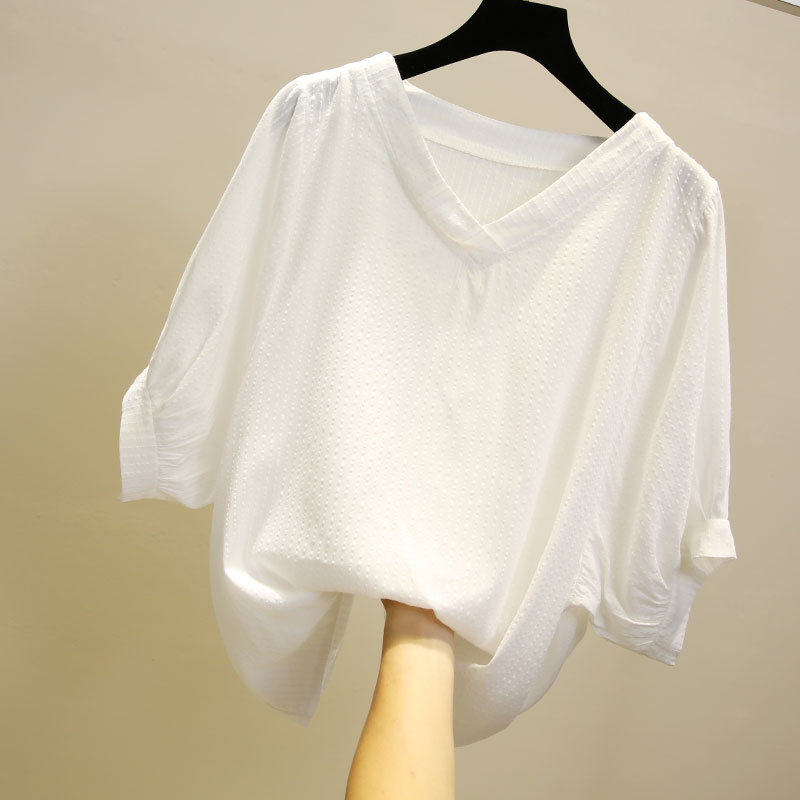Chiffon Short sleeved 2019 new pattern Korean Edition Easy white Western style shirt T-shirt Blouse V-neck jacket Cover the bellyin the Women's clothing/Boutique , Lace shirt/Chiffon shirt category - from Buy2taobao.com to provide professional Taobao agent buy service