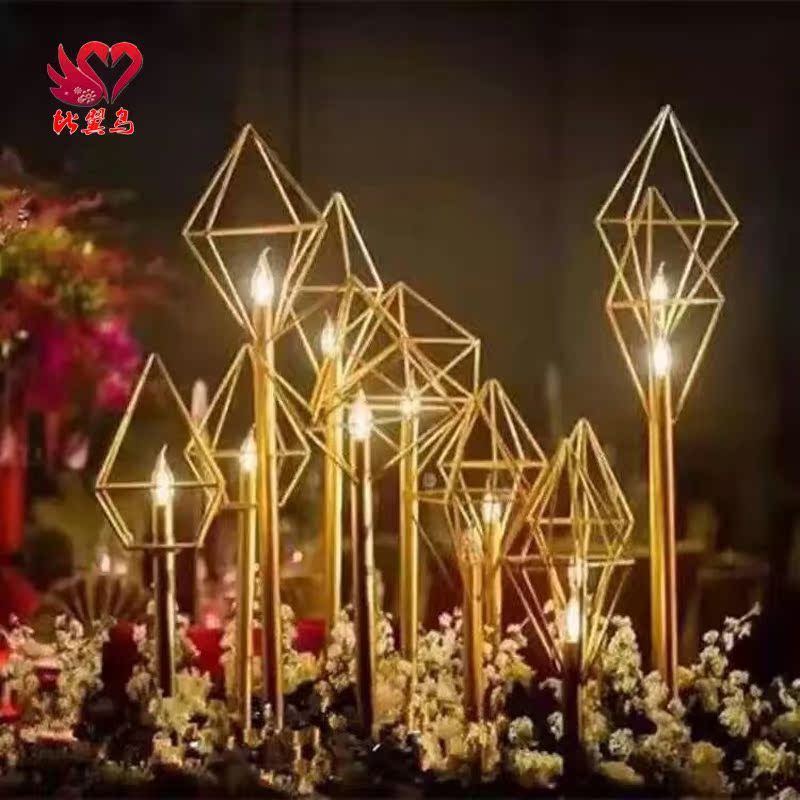 婚庆道具路引新款婚庆钻石路引婚庆T台路引铁艺金色钻石路引在类目 节庆用品/礼品, 其它节庆用品中 - 来自Buy2taobao.com提供专业的淘宝代购服务