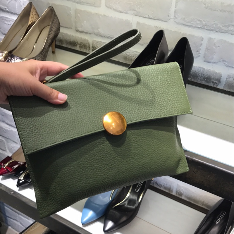 Philippines Singapore pazzion clutch bag cowhide One shoulder fashion Simplicity Shunfengin the Global buys purchasing market , Luggage bags category - from Buy2taobao.com to provide professional Taobao agent buy service