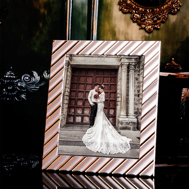 Flavin Heights Home Furnishing Open House European style Neoclassical Metal Swing sets Wedding celebration Wedding photos Metal Photo frame 10 inchin the Home accessories , Frame/Frames category - from Buy2taobao.com to provide professional Taobao agent buy service