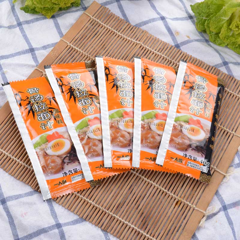仔仔美食屋 新品骨汤拉面汁朝和豚骨汤包汤料汁日式猪骨汤料包在类目 粮油米面/南北干货/调味品, 调味品/果酱/沙拉, 寿司料理中 - 来自Buy2taobao.com提供专业的淘宝代购服务