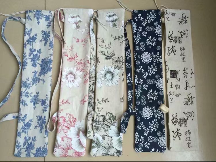 油纸伞青花布袋包装古典文化凸显高贵送友人朋友携带方便随机发货在类目 家居饰品, 工艺伞中 - 来自Buy2taobao.com提供专业的淘宝代购服务